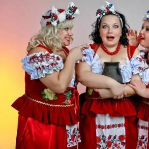 шоу толстушек Бомба шоу толстушек Бомба