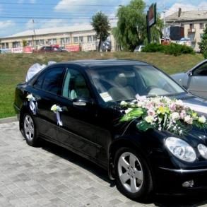 Свадебный Mercedes W211 Black Автомобільний кортеж на весілля