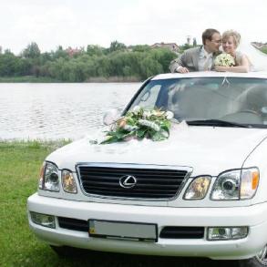 ШИКАРНЫЙ БЕЛОСНЕЖНЫЙ АВТОМОБИЛЬ LEXUS НА СВАДЬБУ ШИКАРНЫЙ БЕЛОСНЕЖНЫЙ АВТОМОБИЛЬ LEXUS НА СВАДЬБУ