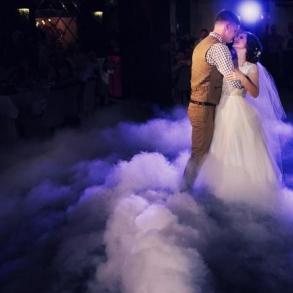 Важкий дим на перший весільний танець