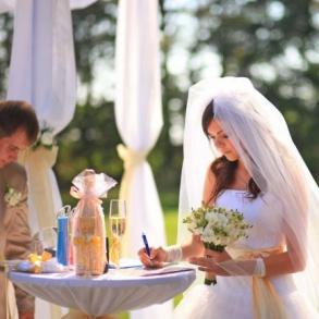 Ведучий Григорій Разумовський Ведучий Григорій Разумовський