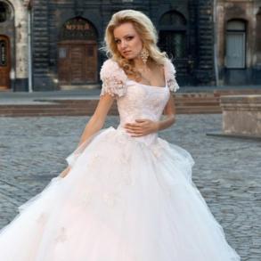 Весільна сукня від Оксани Мухи "Рафаелла"