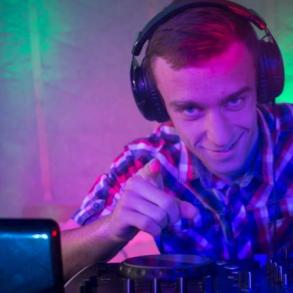 Весільний діджей Dj Titov DJ на ваше весілля