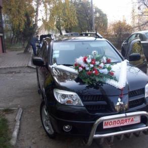 MITSUBISHI Автомобільний кортеж на весілля